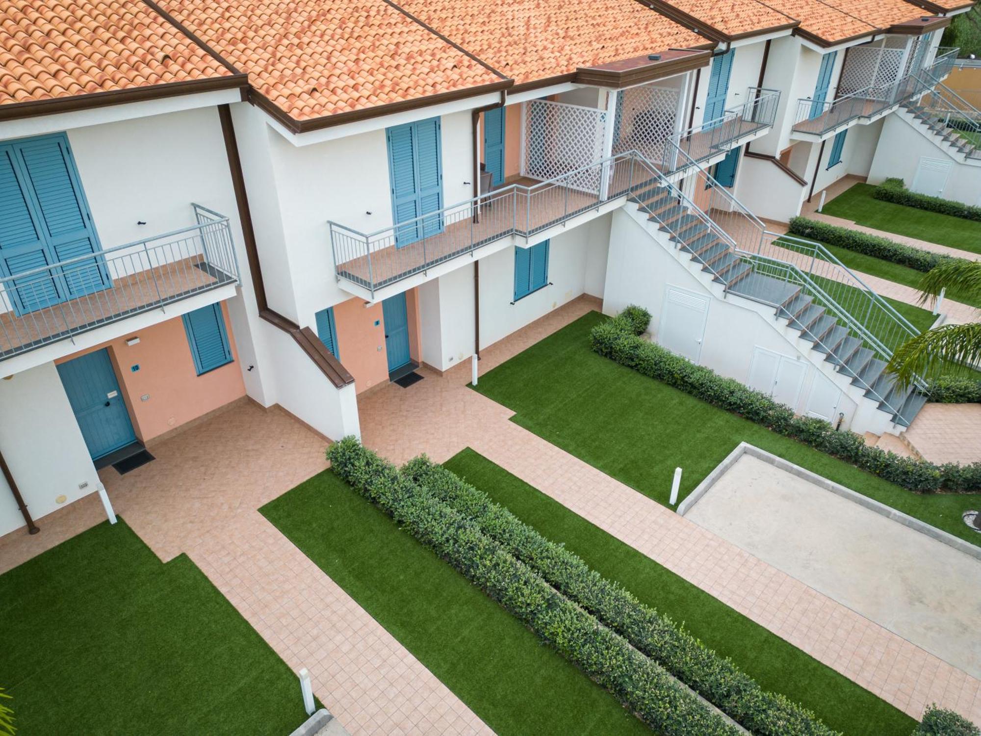 Icaro Residence SantʼAgata di Militello Exterior foto